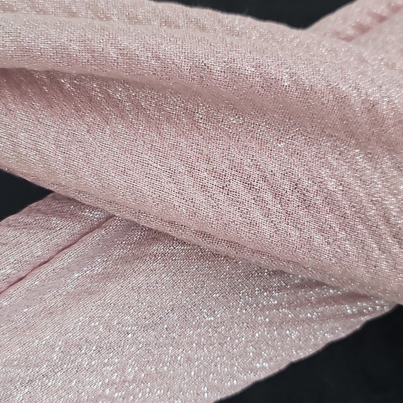 NWT Women's Pleated Occasion  Wrap/Scarf Shimmery Pink OS - Picture 2 of 11